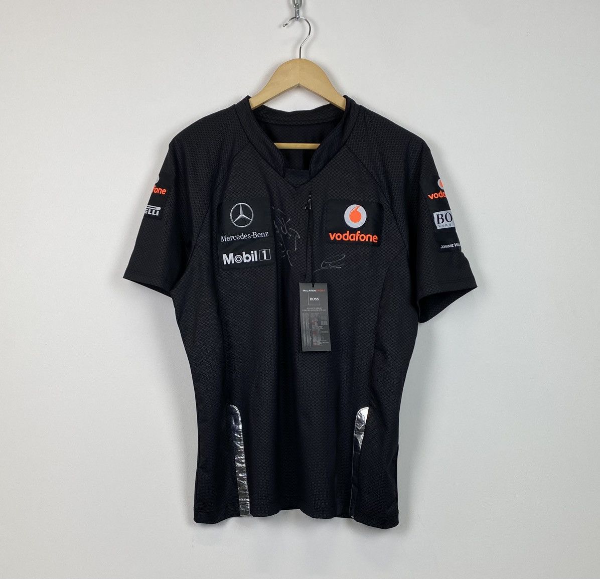 Formula 1 Mercedes-Benz Vodafone Formula One F1 Racing Jersey T-Shirt Size US XL / EU 56 / 4 - 1 Thumbnail