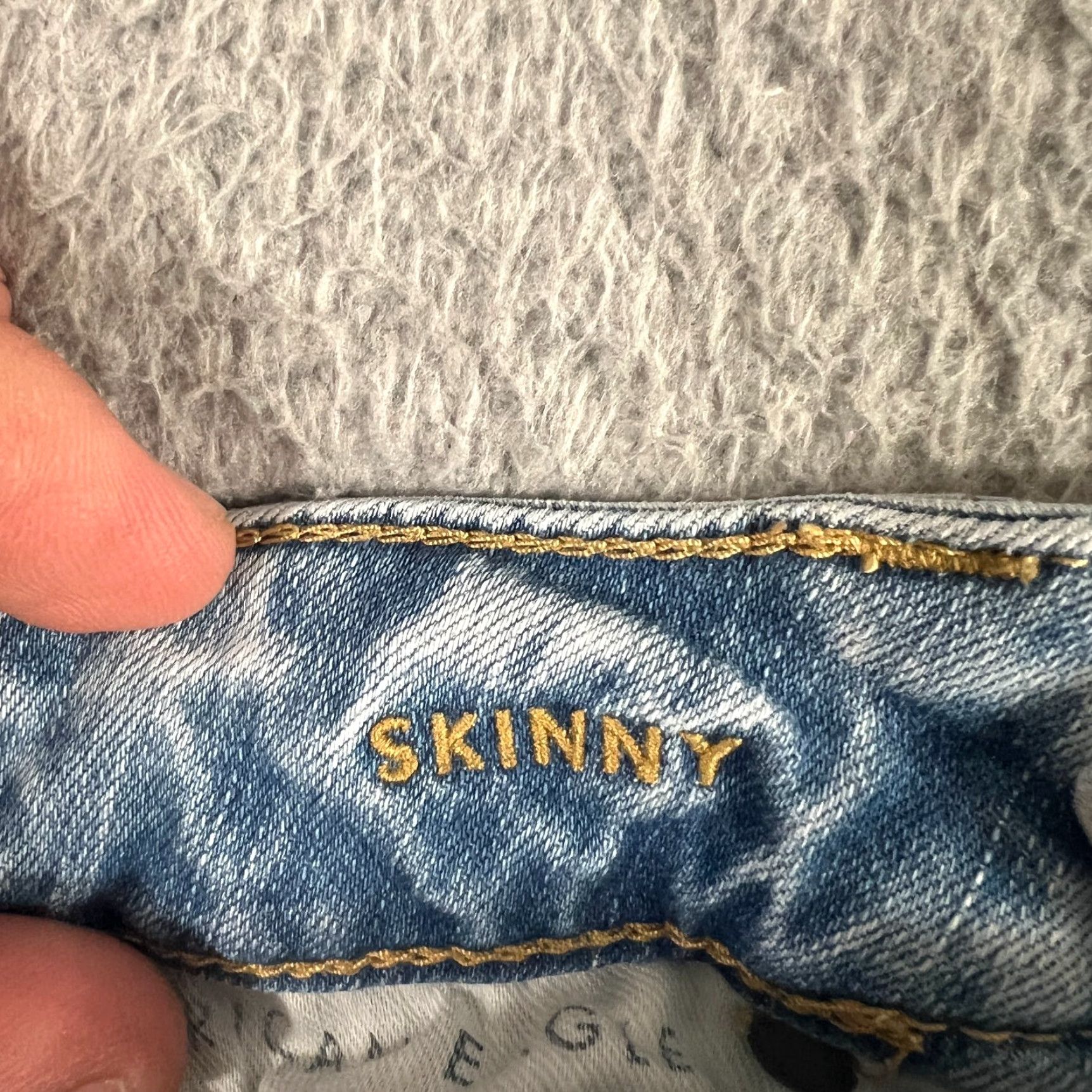 American Eagle Outfitters VINTAGE American Eagle Outfitters Jeans Men Skinny 28x27 Light Wash Distressed 5-Pocket Denim Size US 26 / EU 42 - 7 Thumbnail