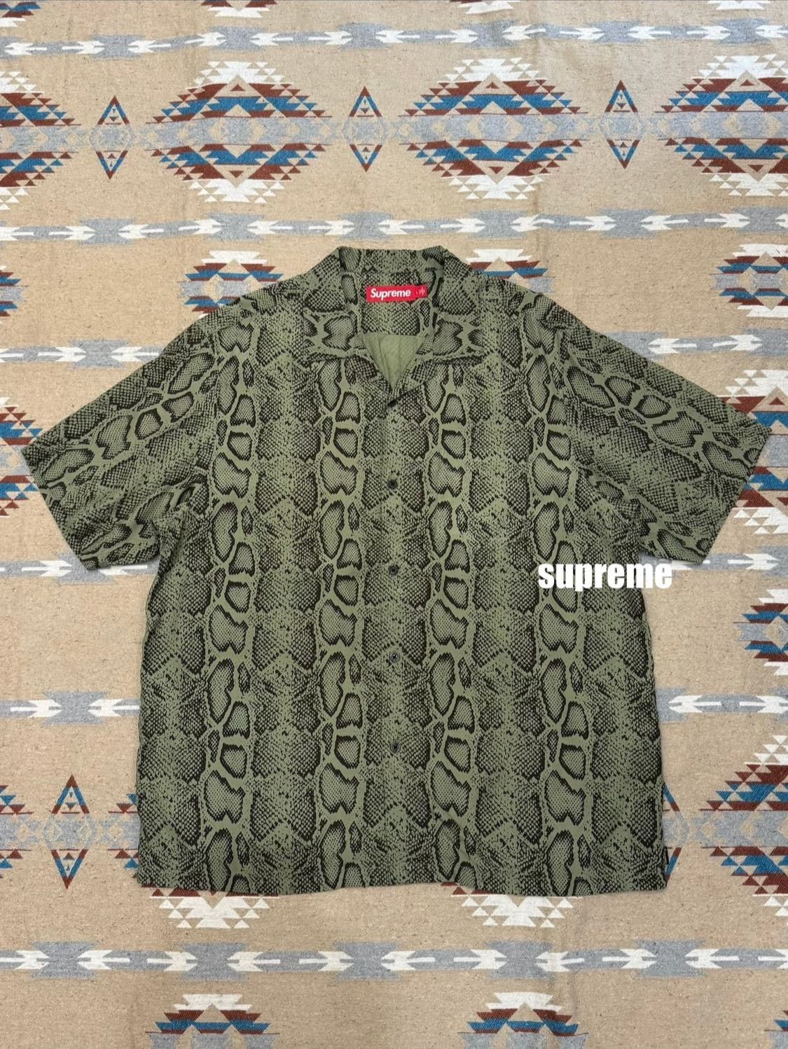 Supreme Supreme Snake Short Sleeve Button Shirts Size US L / EU 52-54 / 3 - 2 Thumbnail