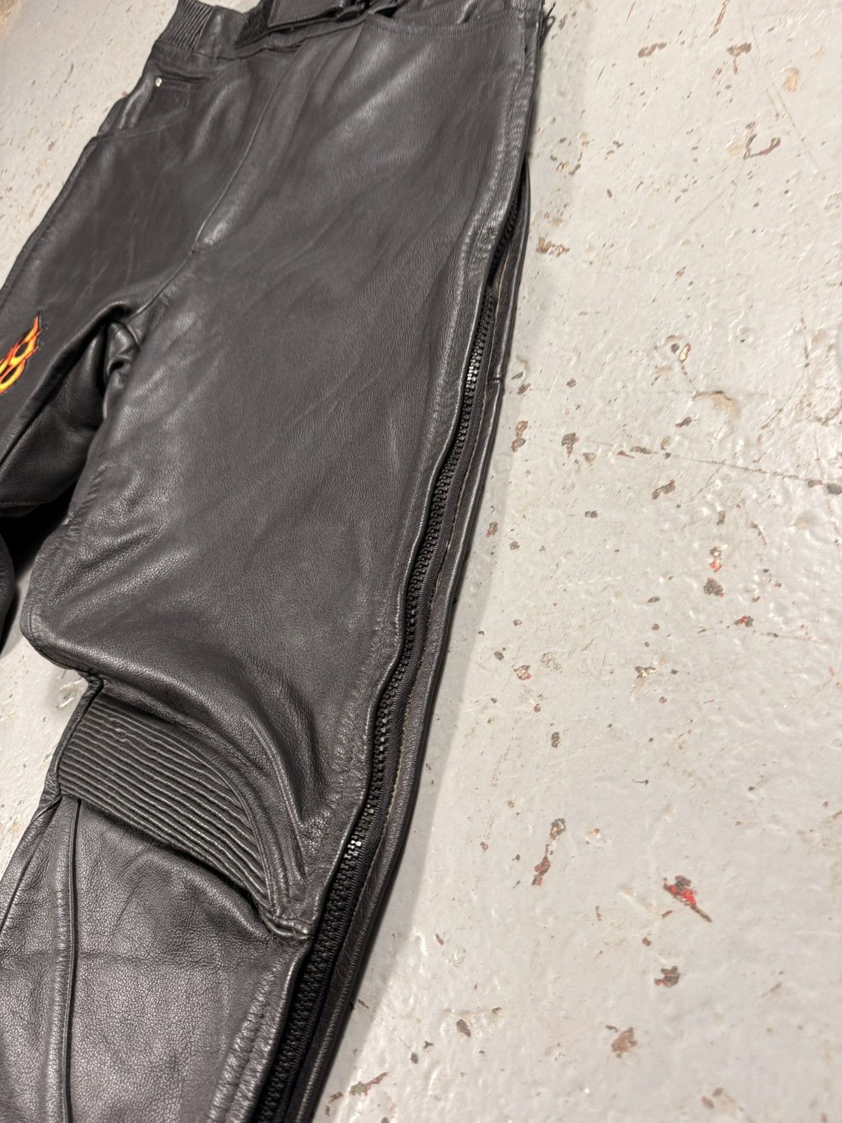 Other Vintage Flaming Skull Leather Pants Size US 30 / EU 46 - 6 Thumbnail