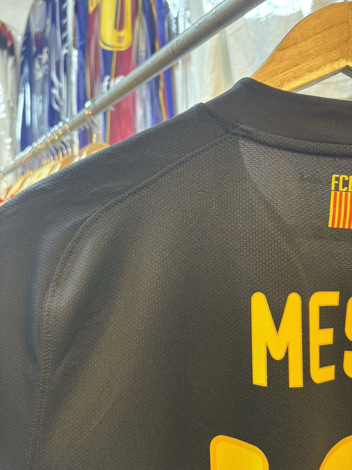 Nike 2011-2012 FC Barcelona Away Kit MESSI 10 Size US L / EU 52-54 / 3 - 15 Thumbnail