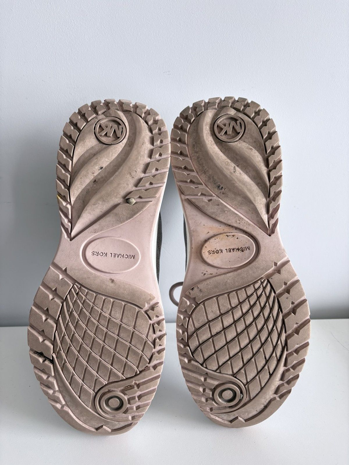 Michael Kors Michael Kors Dara Trainer chunky women's shoes size 40 Size US 10 / IT 40 - 11 Thumbnail