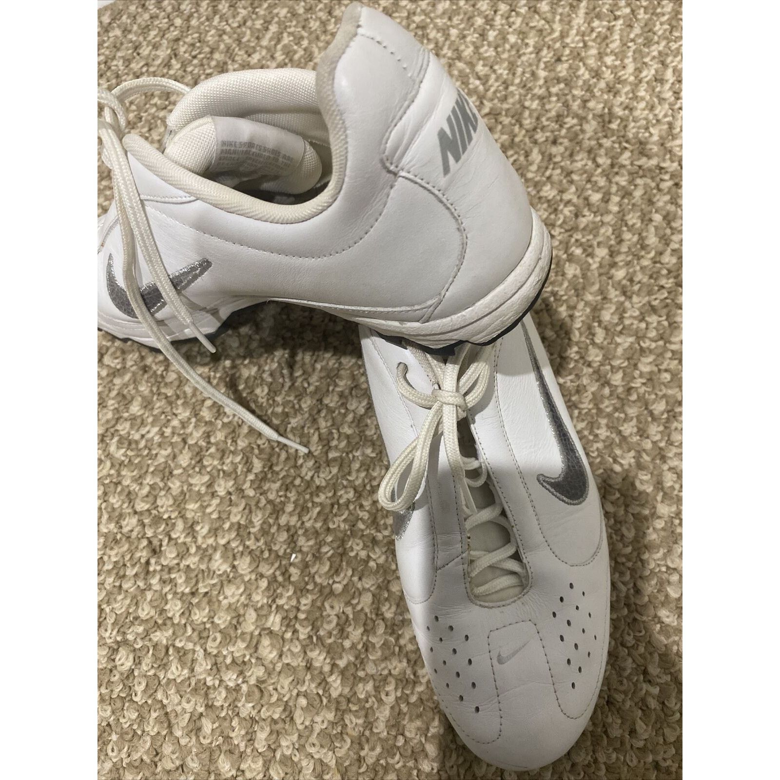 Nike Nike WMN 8 Turf Flats Athletic Running Shoes314048-103 White Size US 8 / IT 38 - 5 Thumbnail