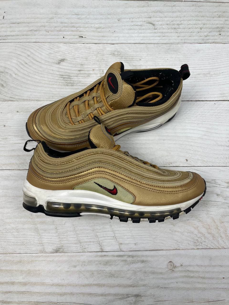 Air Max 97 Og Metallic Gold Nike Air Max 97 OG Metallic Gold Sneakers