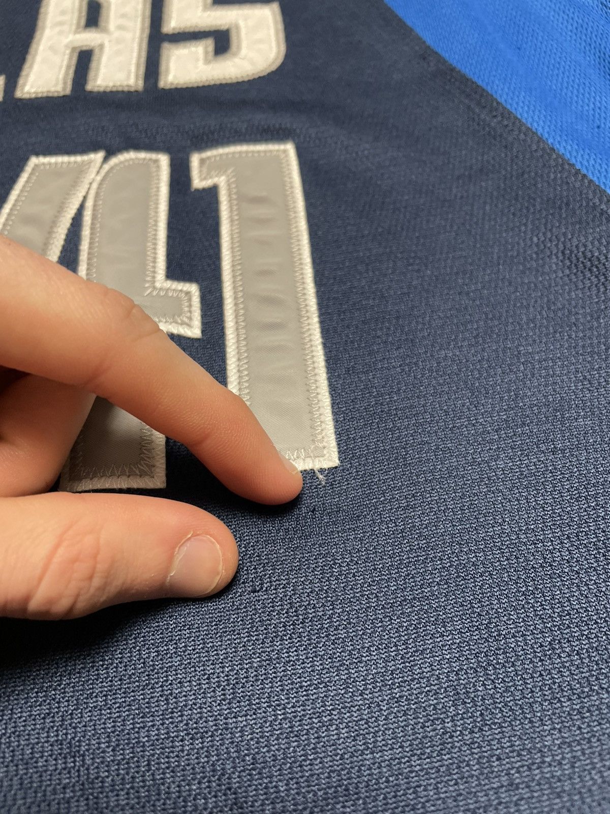 NBA DALLAS MAVERICKS BASKETBALL DIRK NOWITZKI 2001 NBA JERSEY Size US XXL / EU 58 / 5 - 6 Thumbnail