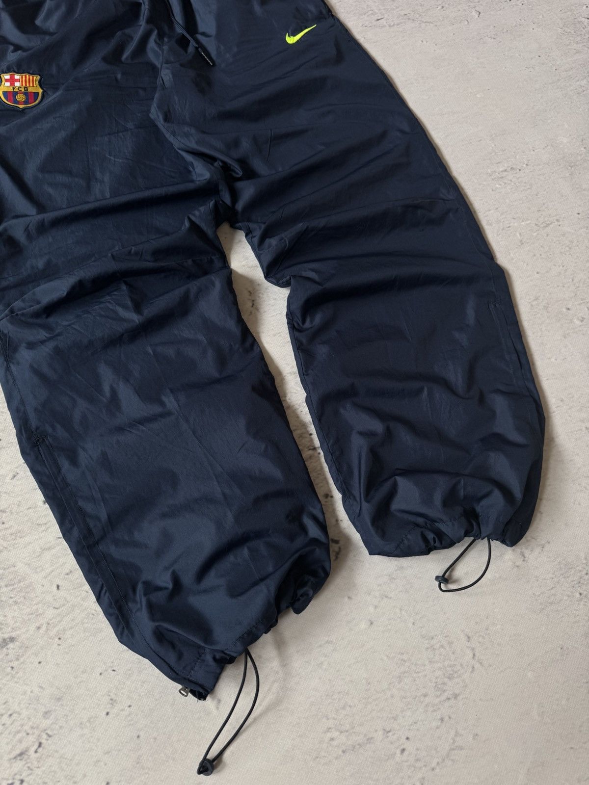 Nike × Vintage NIKE FCB BARCELONA NYLON VINTAGE K OVERSIZE BAGGY FIT PANTS Size US 32 / EU 48 - 2 Thumbnail