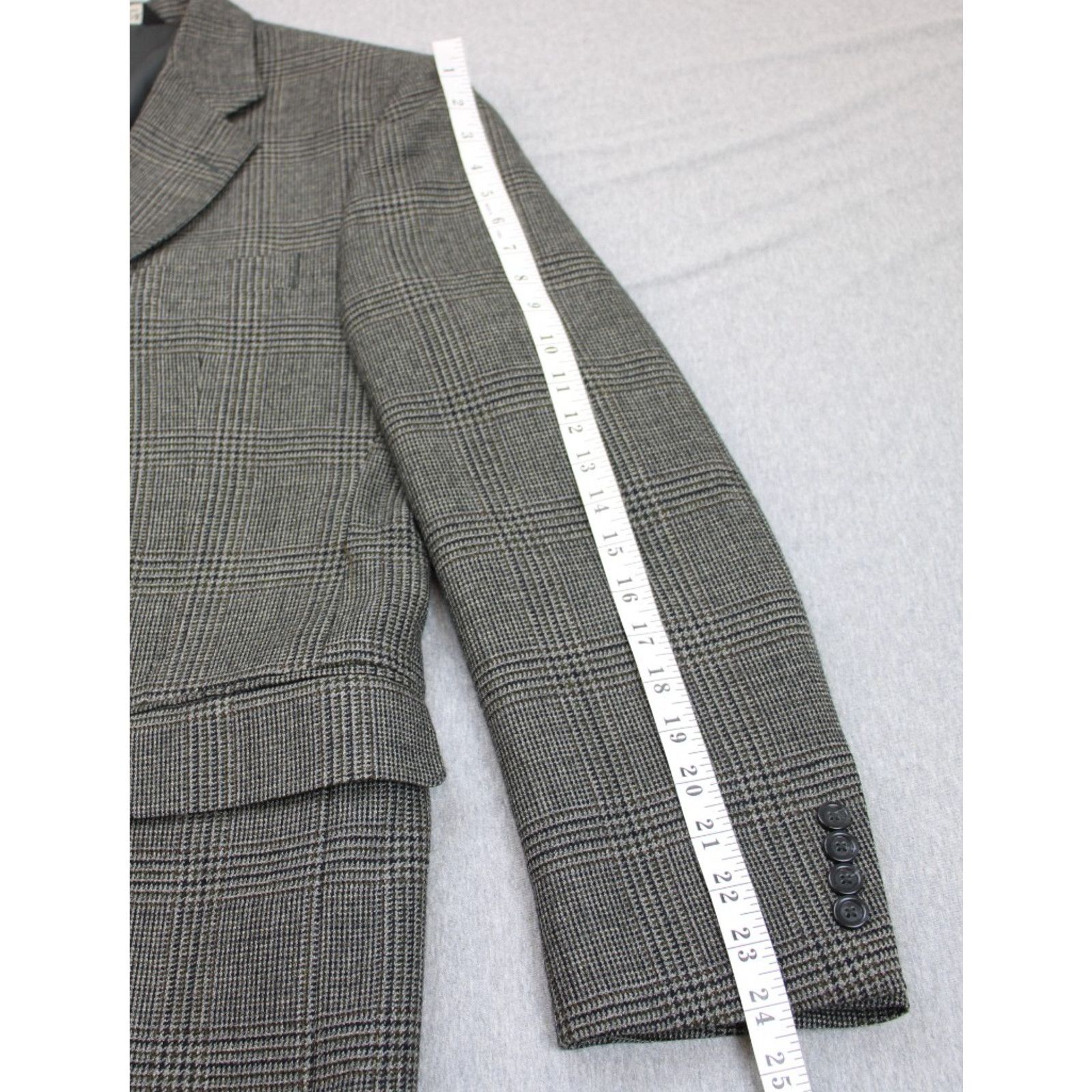 Jos. A. Bank Jos A Bank Blazer Mens 41R 100% Wool Lined 2 Button Size 40R - 9 Thumbnail