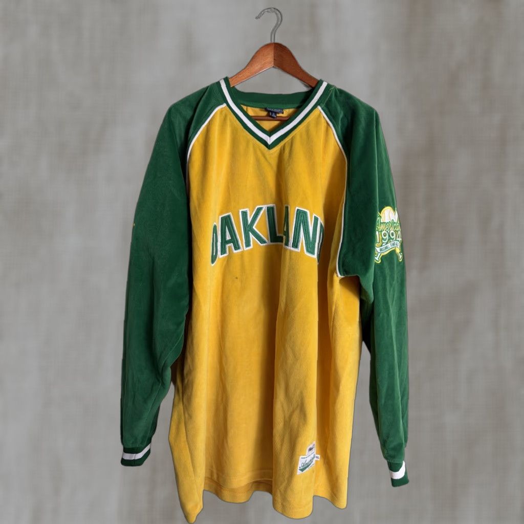 Vintage VINTAGE Y2K Men’s 3XL Pullover Oakland Long Sleeve Sweatshirt Green Yellow Hyphy Shirt Mens Size US XXL / EU 58 / 5 - 1 Thumbnail