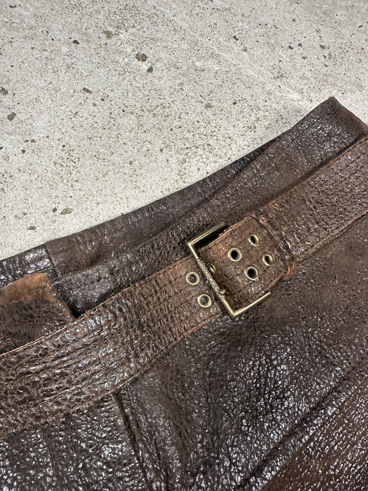 Roberto Cavalli AW2000 Roberto Cavalli Brown Leather Eroded Burnt Pants Size US 30 / EU 46 - 12 Thumbnail
