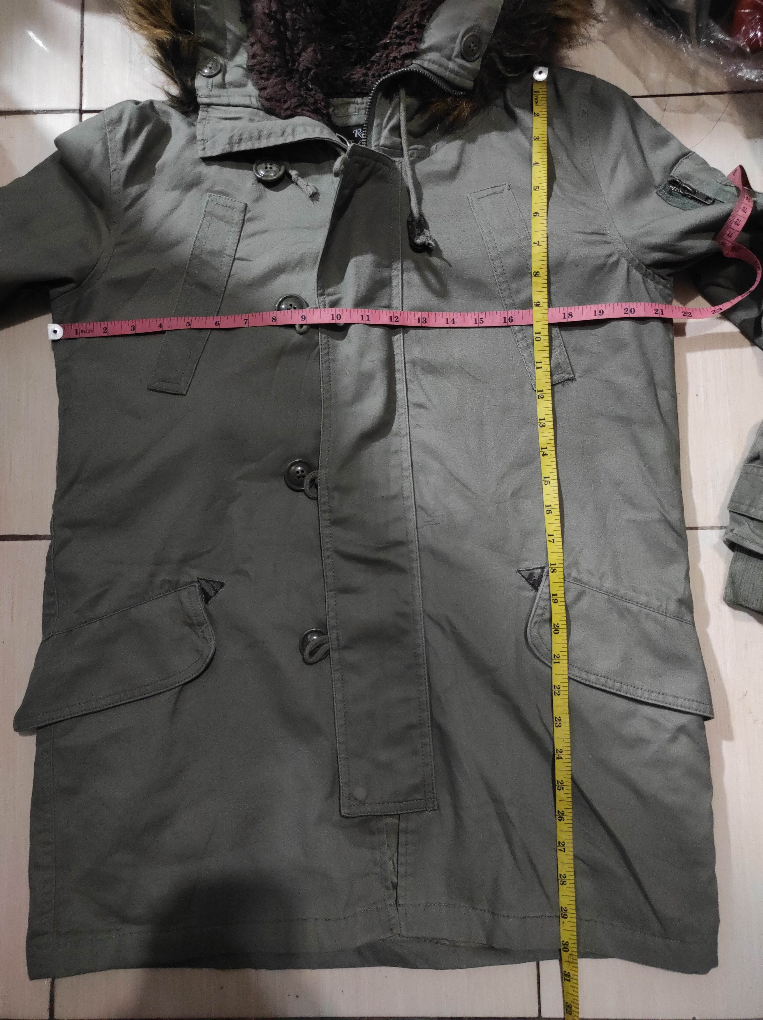 Japanese Brand Rush Hour zip fur hoodie parka Jacket LGB style Size US L / EU 52-54 / 3 - 20 Thumbnail