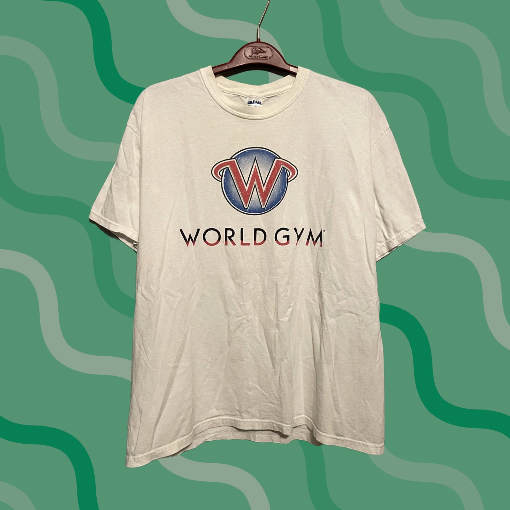 Vintage VINTAGE World Gym Globe White Tee Shirt Mens XL Short Sleeve Crew Neck Graphic Print Logo 2000s Size US XL / EU 56 / 4 - 1 Thumbnail