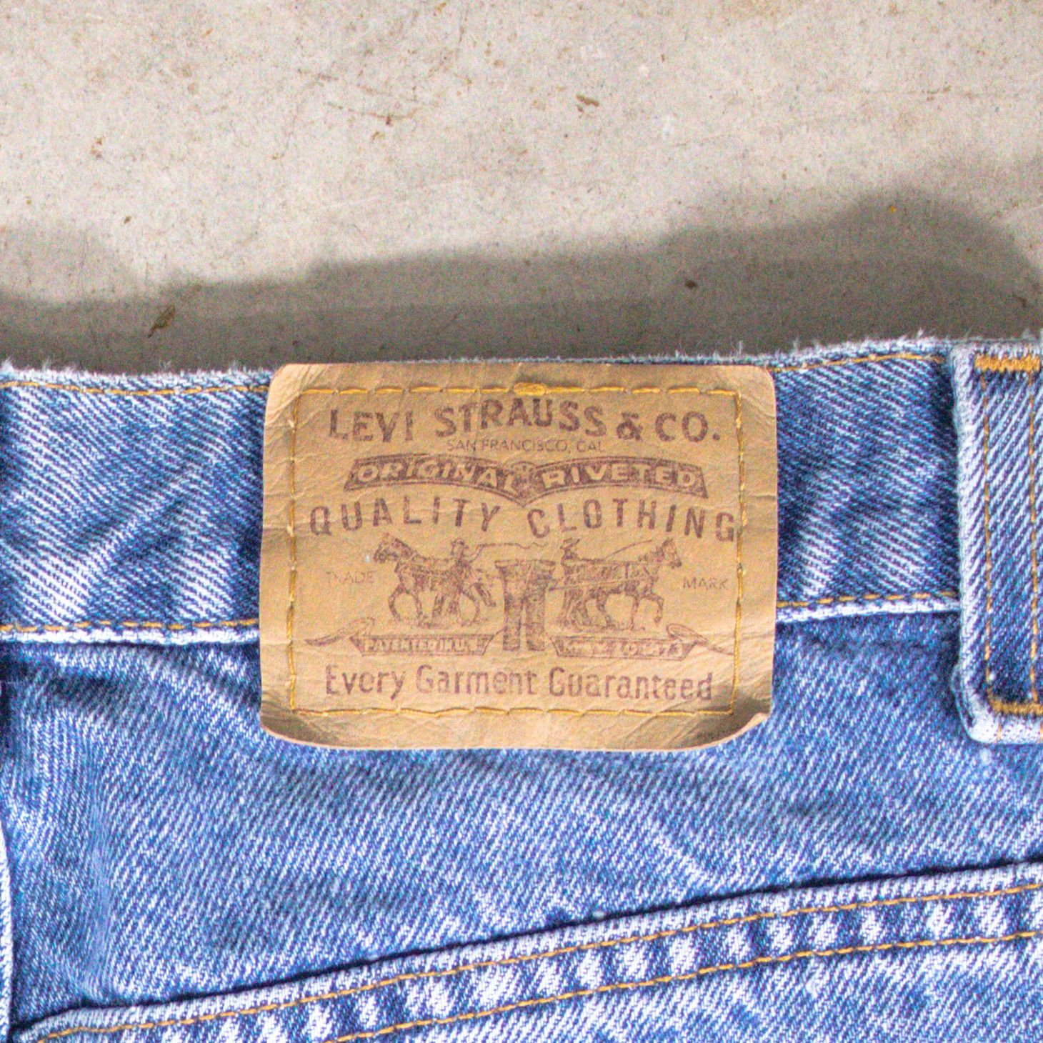 Levi's Vintage Clothing × Vintage Vintage 1990's Levis 963 Orange Tab Light Wash Denim Pant's Size US 28 / EU 44 - 15 Thumbnail