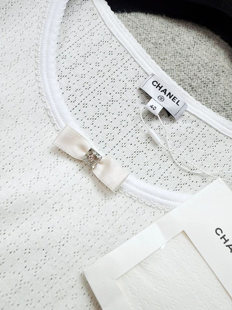 Chanel Chanel White Butterfly Bow Short Sleeve T-Shirt Size L / US 10 / IT 46 - 7 Thumbnail