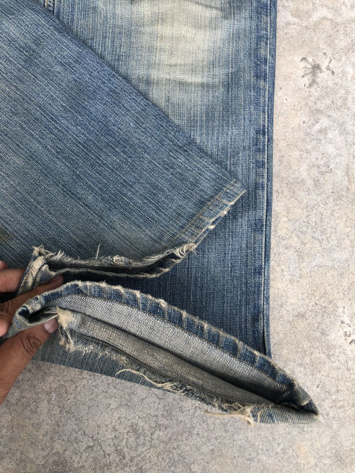 Karakuri Tamashii Karakuri Tamashii Embroidered Jeans Distressed Jeans Size US 32 / EU 48 - 20 Thumbnail
