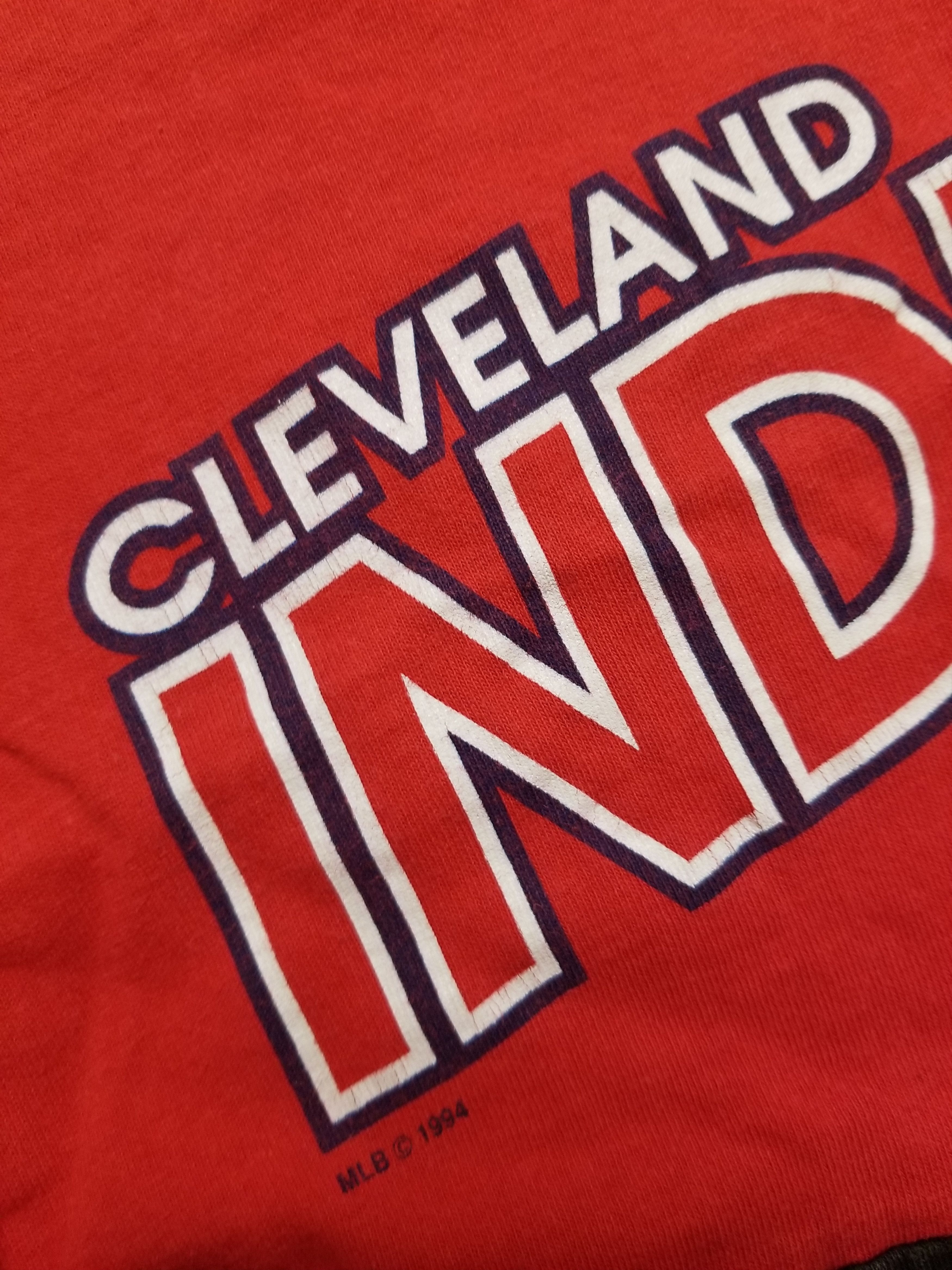 Salem Sportswear Vintage 94s SALEM SPORTWEAR CLEVELAND INDIANS MLB T-Shirt Size US M / EU 48-50 / 2 - 12 Thumbnail