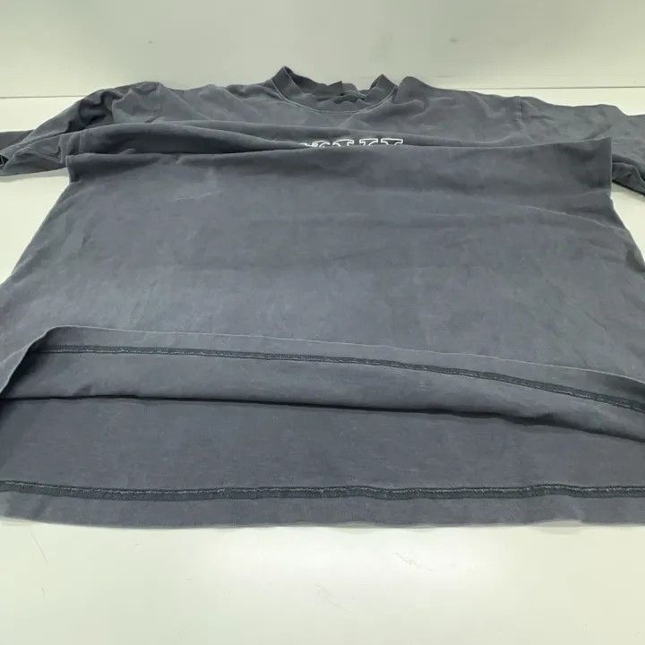 Balenciaga Balenciaga Balenciaga Oversized Graphic TShirt in Black -2 Size US XXL / EU 58 / 5 - 5 Thumbnail