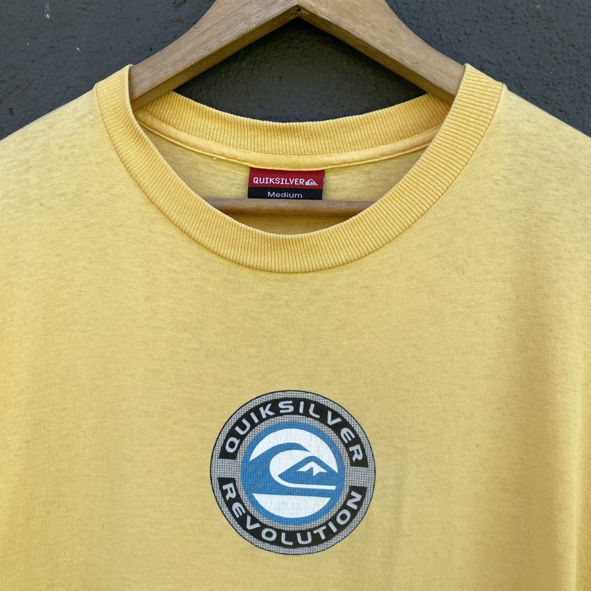 Quiksilver Thrashed Faded Vintage Quiksilver Revolution Surfing Tee Size US M / EU 48-50 / 2 - 4 Thumbnail