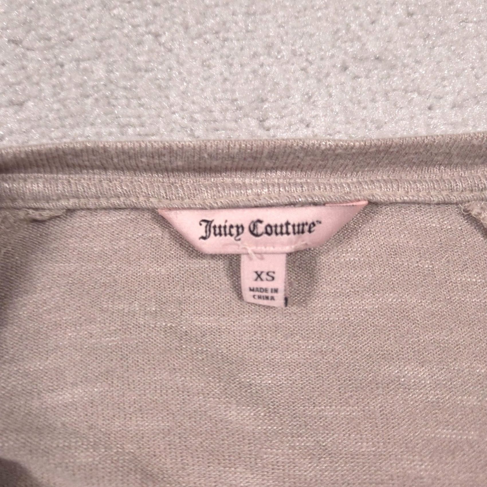 Juicy Couture Juicy Couture Shirt Womens XS Beige Twist Front Scoop Neck Long Sleeve Top Size XS / US 0-2 / IT 36-38 - 5 Thumbnail