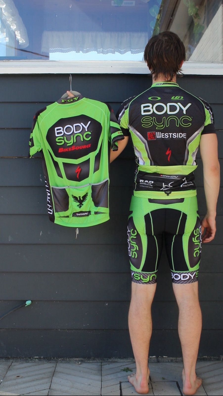 Other XL Louis Garneau Body Sync X Oakley cycling kit jersey+bib Size US XL / EU 56 / 4 - 3 Thumbnail