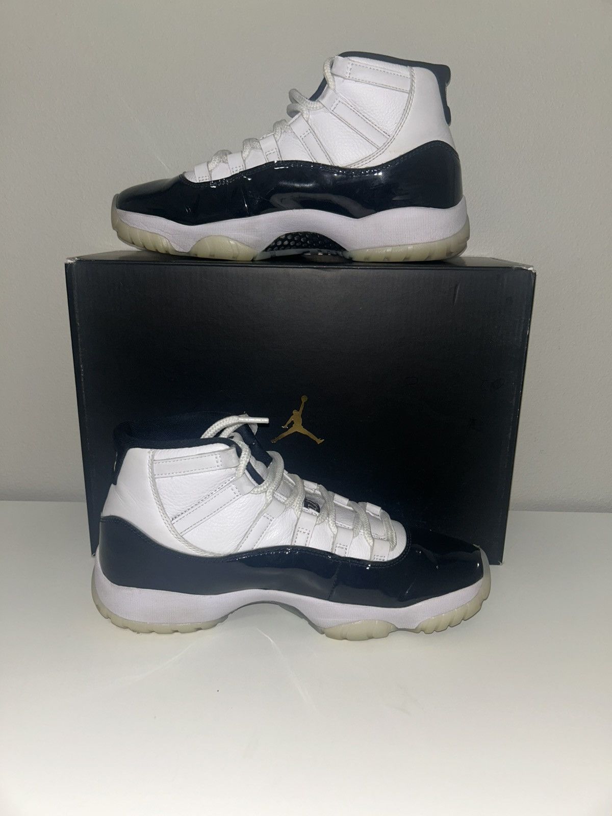 Jordan Brand Jordan 11 DMP Gratitude Size 9.5 Size US 9.5 / EU 42-43 - 3 Thumbnail