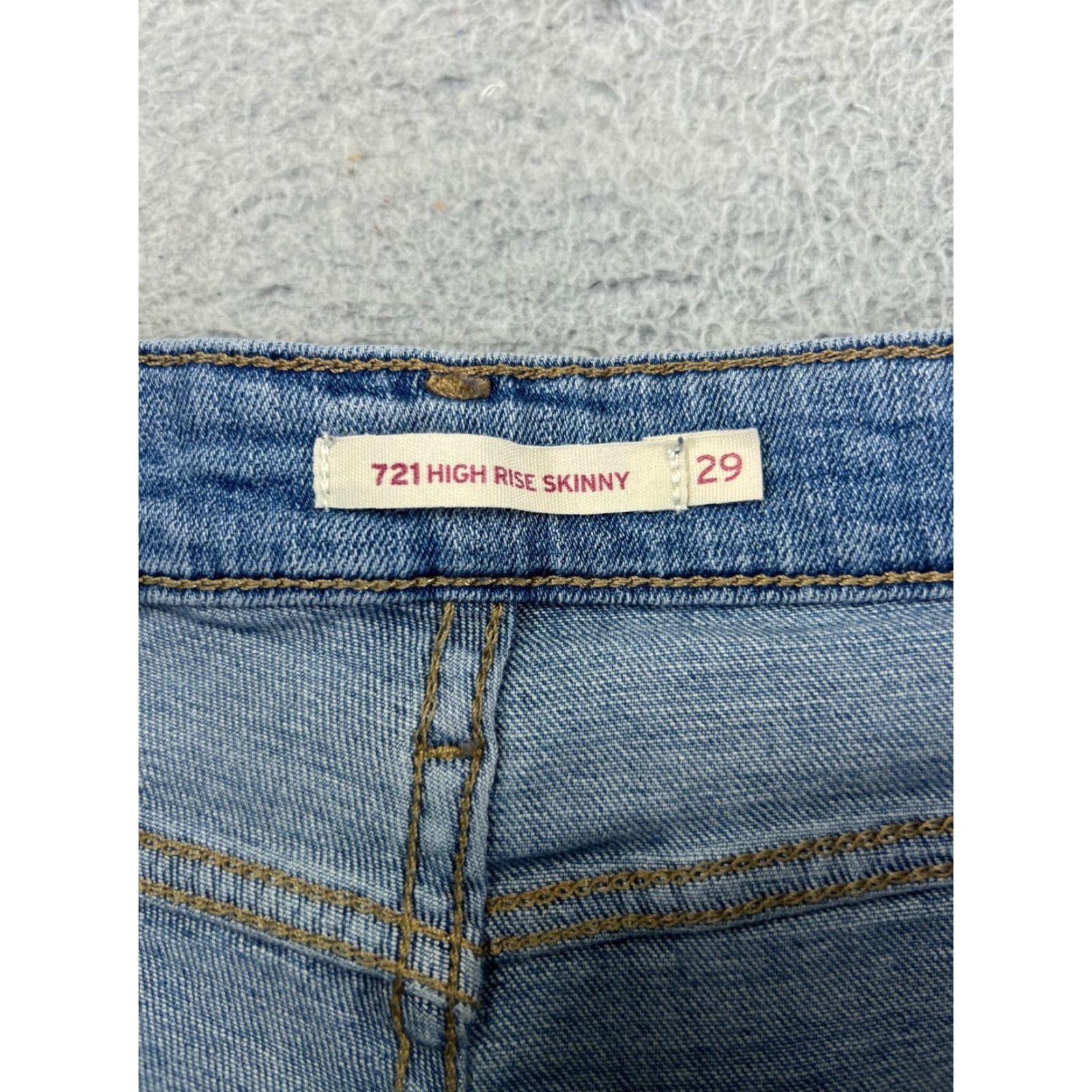 Levi's Levis Womens Short Denim 29 Blue 5-Pocket Distressed Cut-Off High Rise 721 Jeans Mid Rise Size 29" - 7 Thumbnail