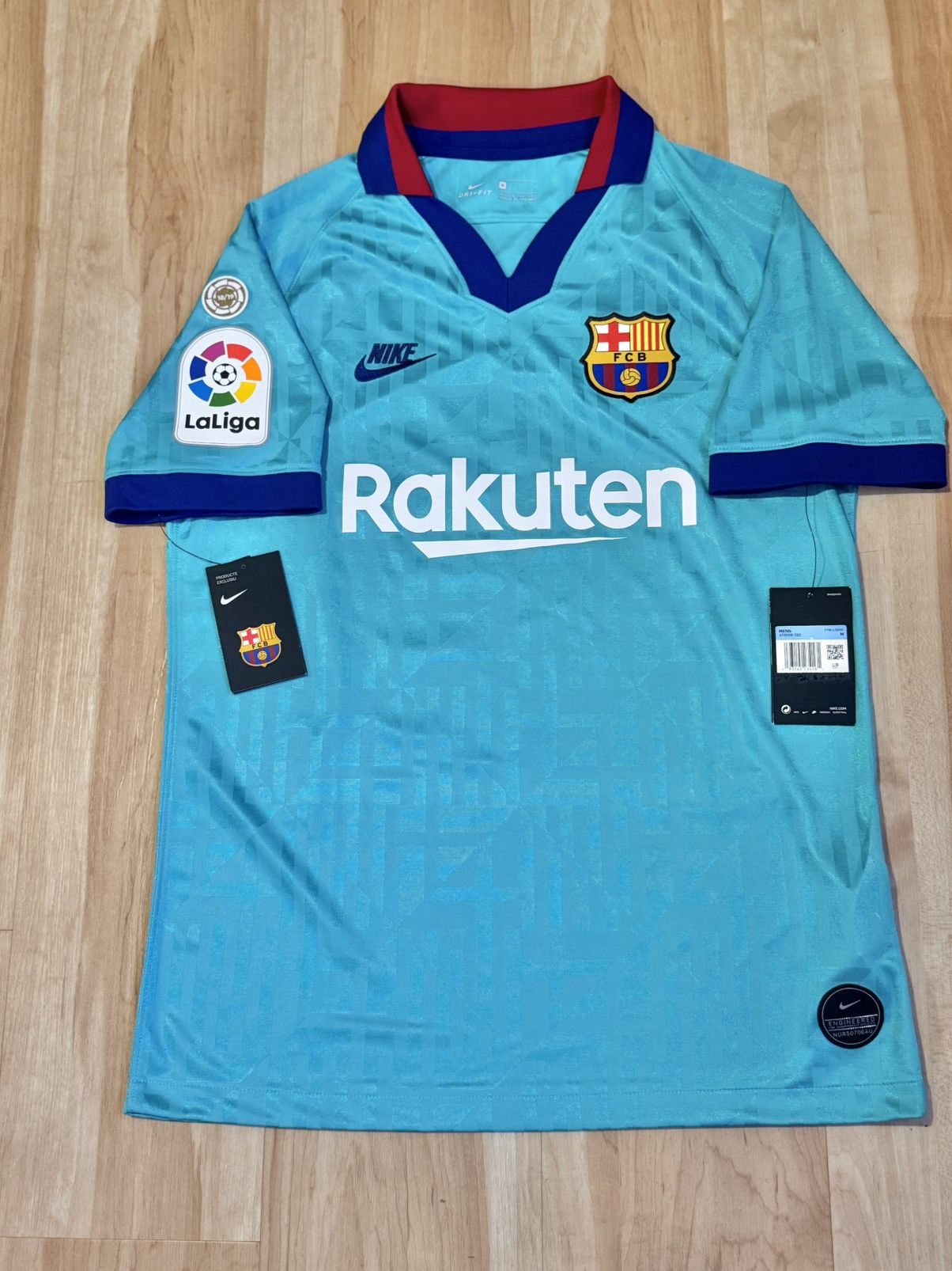 Nike Nike BNWT FC Barcelona 19-20 3rd Jersey Pique #3 Mens Medium Size US M / EU 48-50 / 2 - 1 Thumbnail