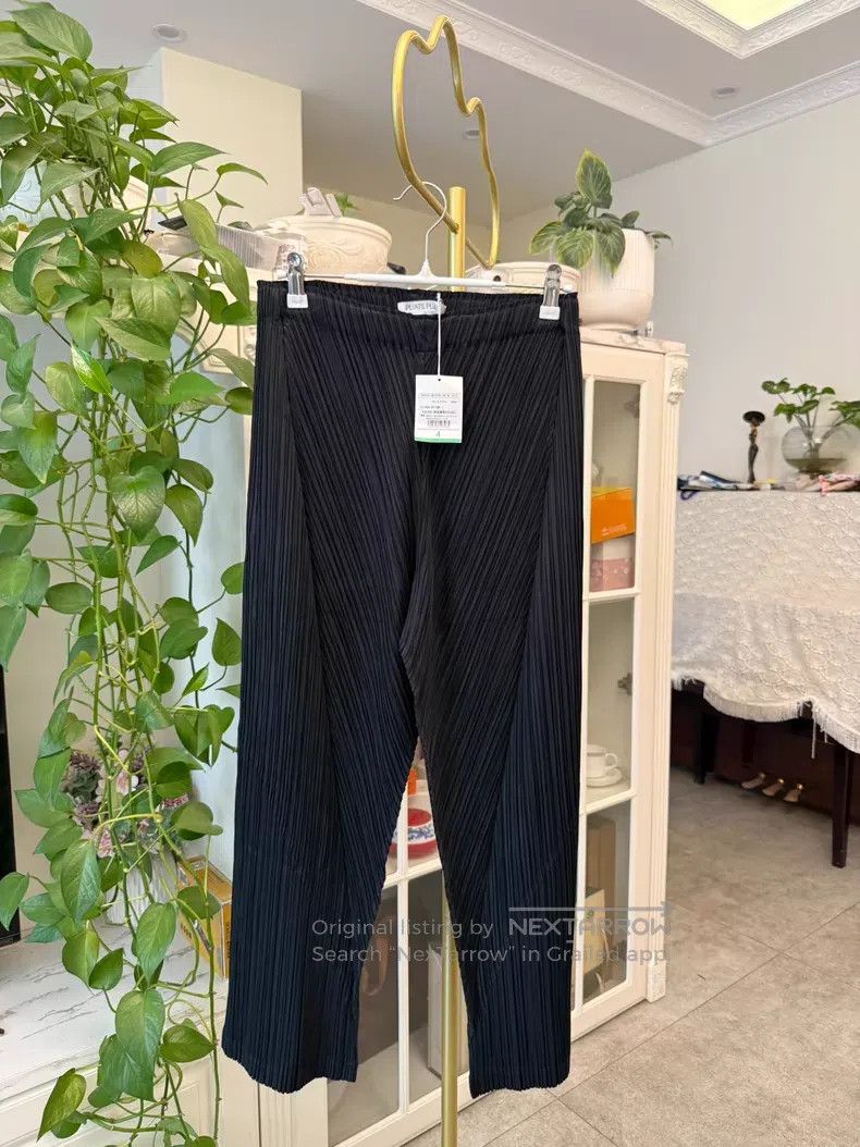 Issey Miyake Issey Miyake Irregular Pants Black Size 26" / US 2 / IT 38 - 1 Thumbnail