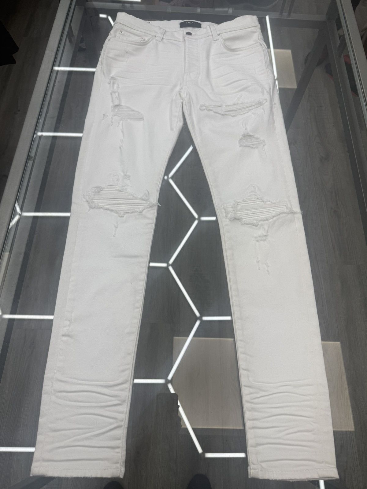 Amiri Amiri MX1 - Distressed Detailing (White) Size US 34 / EU 50 - 1 Thumbnail
