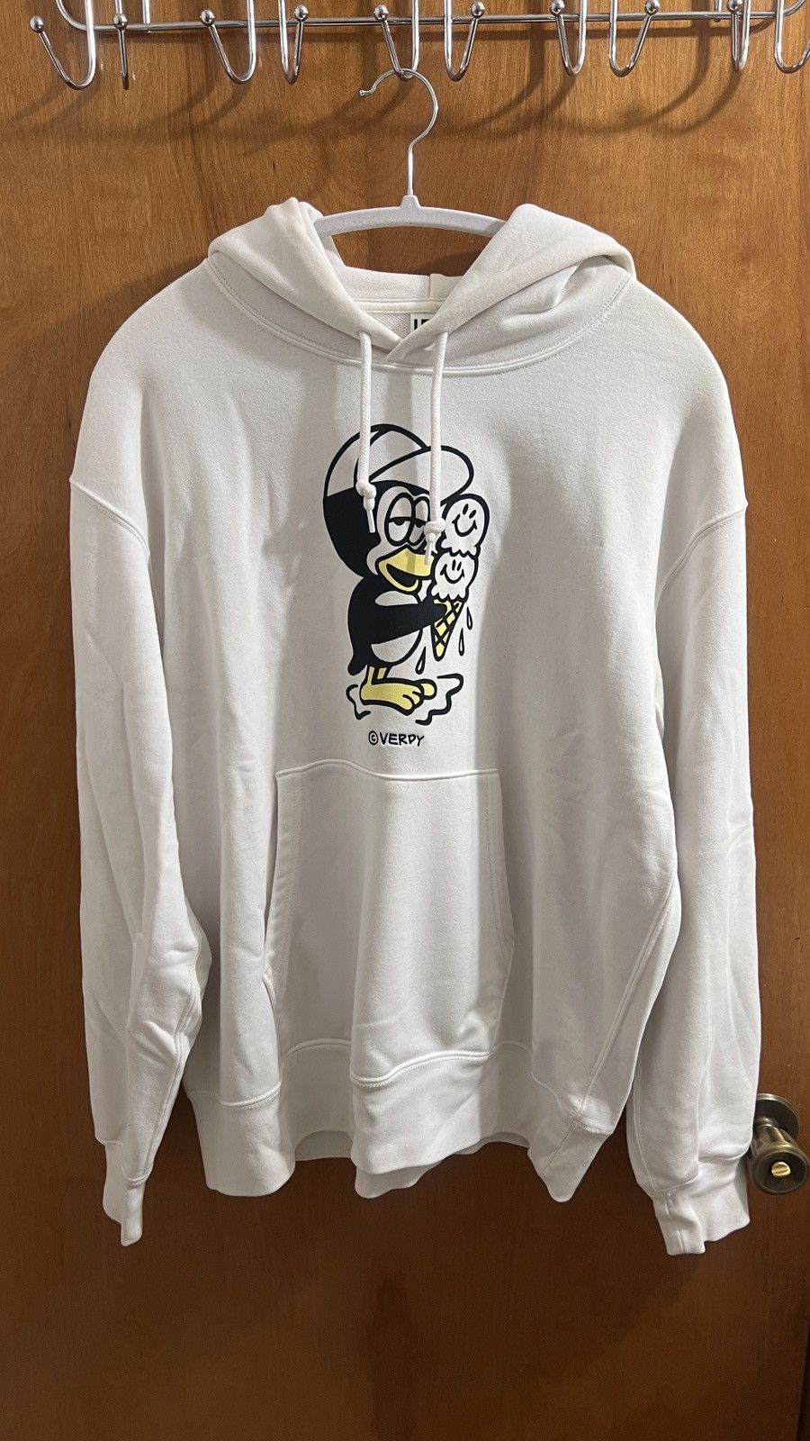 Verdy Verdy Uniqlo Penguin Rise Again White Hoodie Large Size US L / EU 52-54 / 3 - 1 Thumbnail