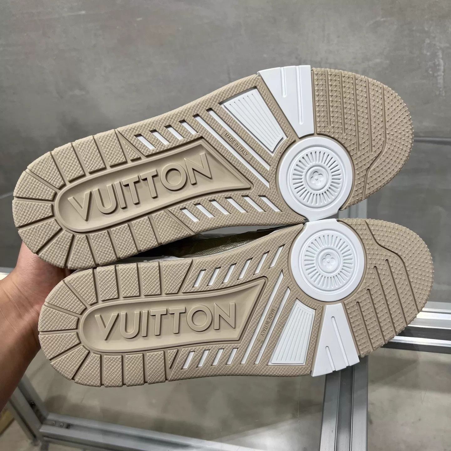 Louis Vuitton LV Trainer Beige Denim UK4.5/38.5 New with Box Size US 8 / IT 38 - 7 Thumbnail