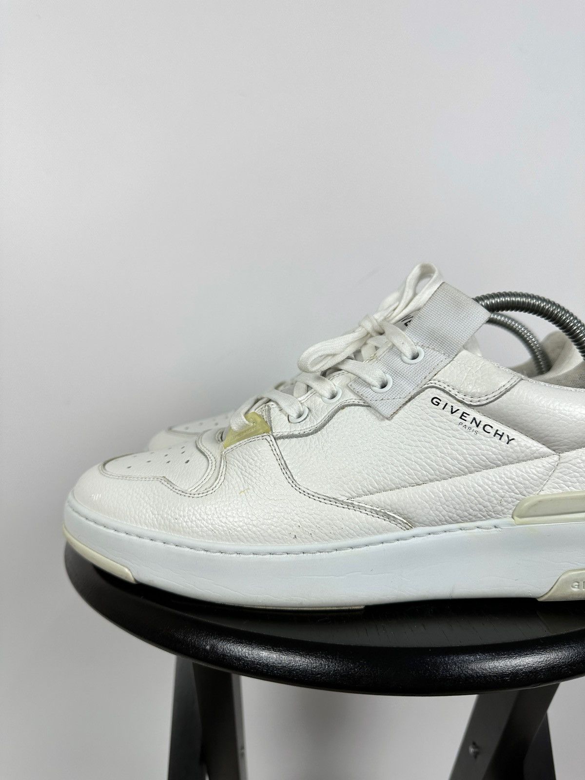 Givenchy Givenchy Wing Low Top White Sneakers Size US 8 / EU 41 - 15 Thumbnail
