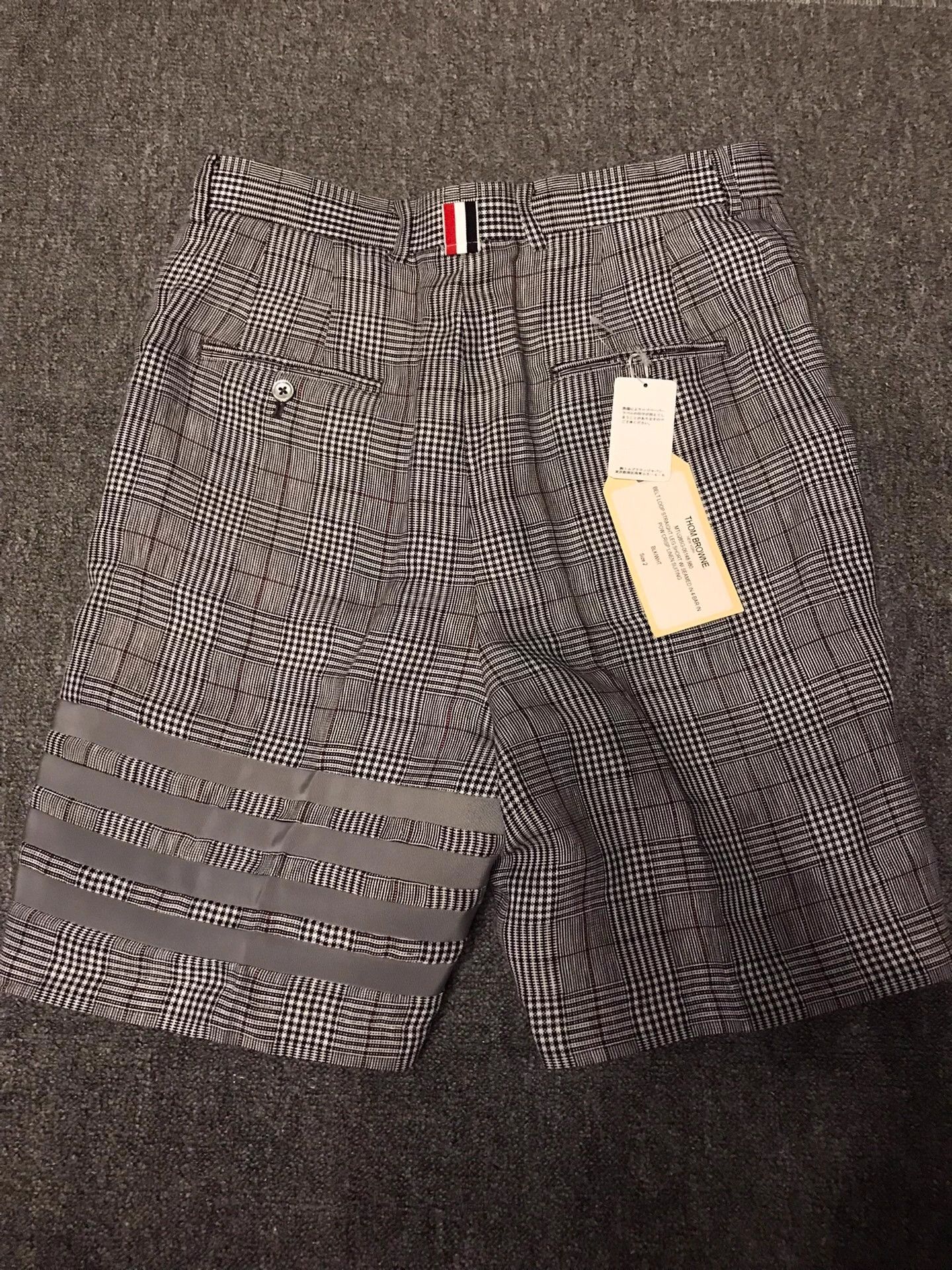 Thom Browne TB New Linen Short 2 Gray Plaid 4-Bar Size US 30 / EU 46 - 2 Thumbnail