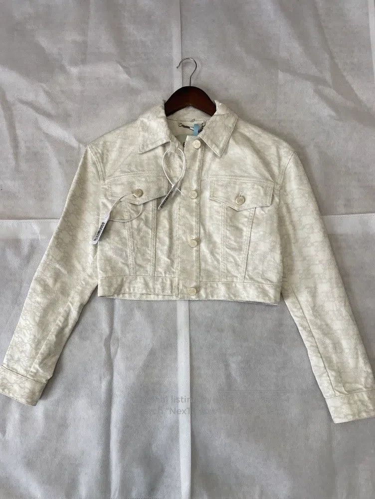 Fendi Fendi Off-white logo printed denim short jacket Size XS / US 0-2 / IT 36-38 - 1 Thumbnail