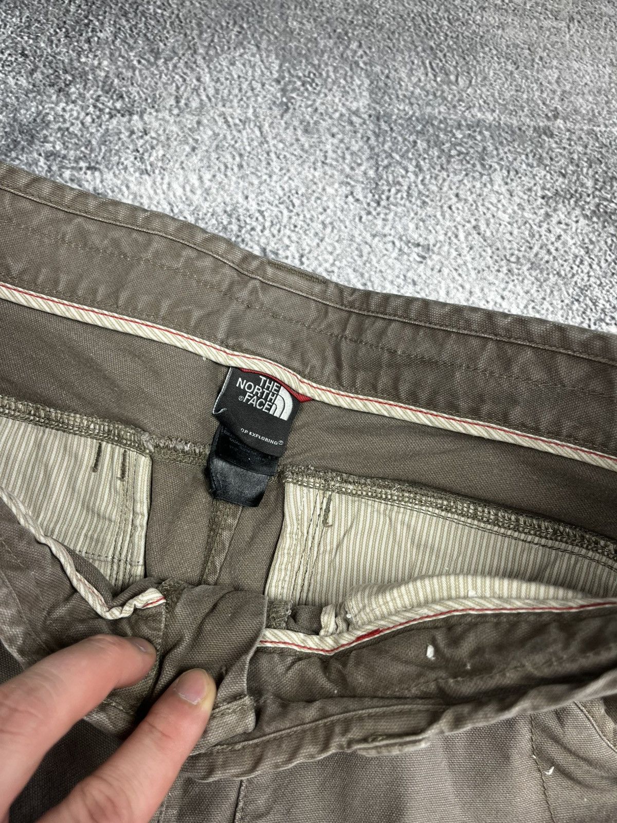 The North Face The north face cargo pants size 34 Size US 34 / EU 50 - 8 Thumbnail