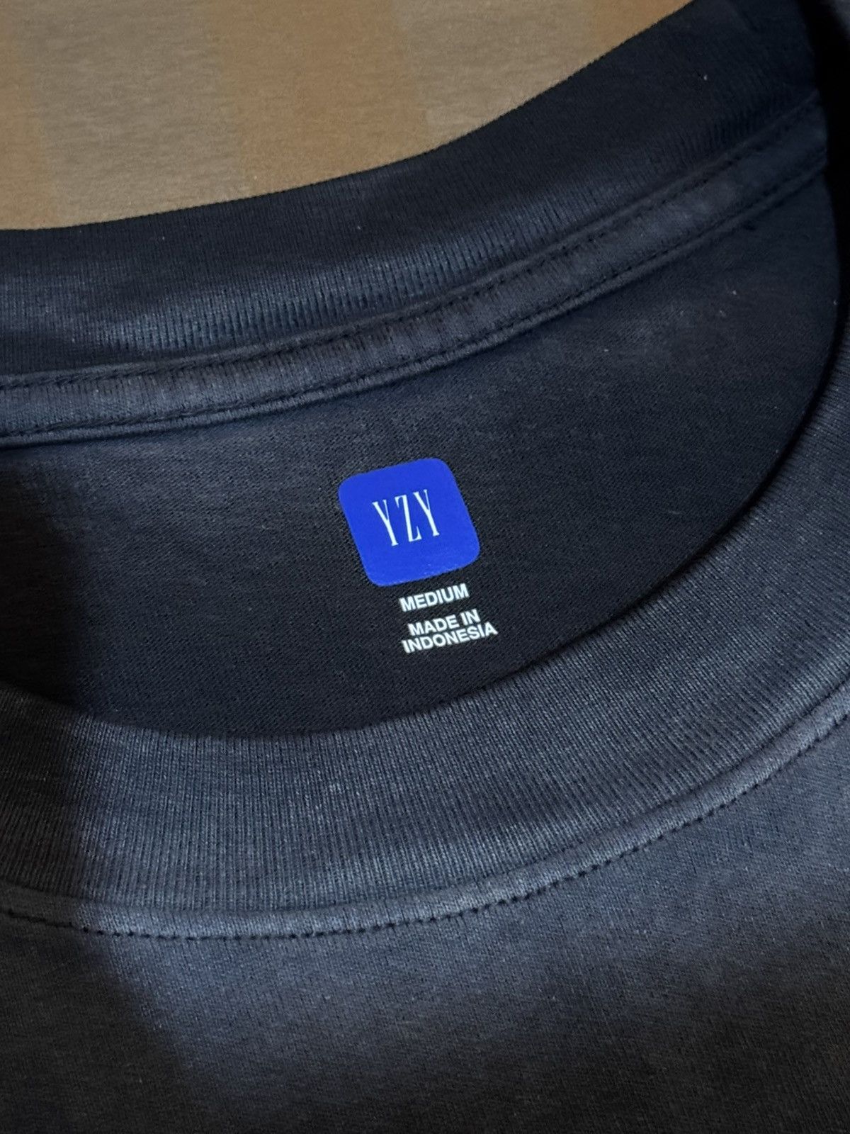Gap × Yeezy TANK TOP YEEZY X GAP CROP MUSCLE TEE ORIGINAL Size US M / EU 48-50 / 2 - 3 Thumbnail