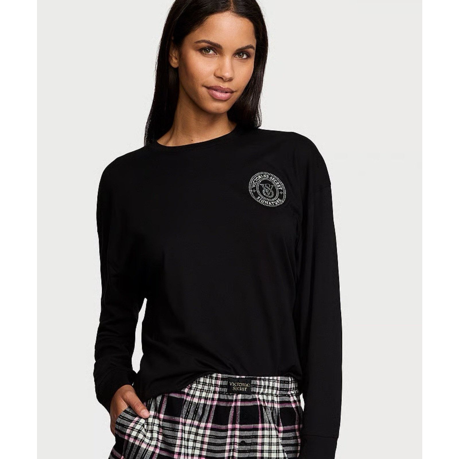 Victoria's Secret Victoria’s Secret Black Bling Logo Shirt Women’s Size L Size L / US 10 / IT 46 - 1 Thumbnail
