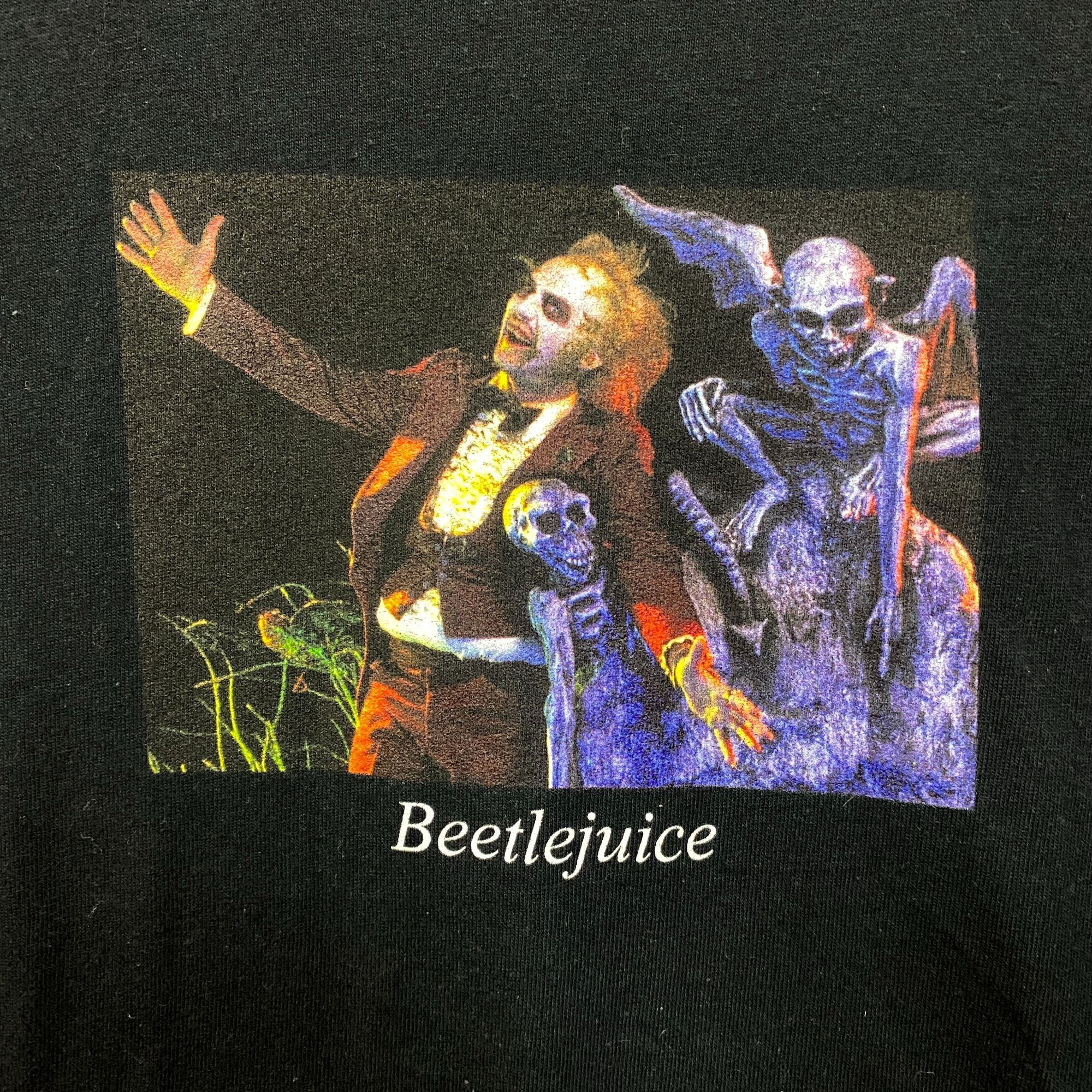 Other Beetlejuice Tombstone Scene Classic Movie T-Shirt Medium Size US M / EU 48-50 / 2 - 2 Thumbnail
