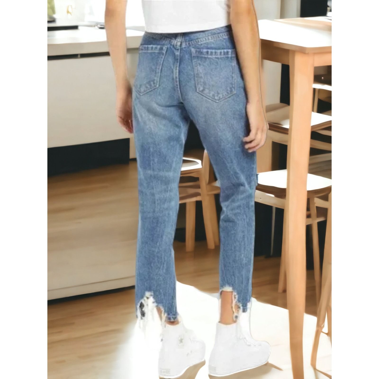 BLANKNYC NWT - Blank NYC Madison Crop Shark Bite Hem Ankle Jeans Size 27" / US 4 / IT 40 - 2 Thumbnail