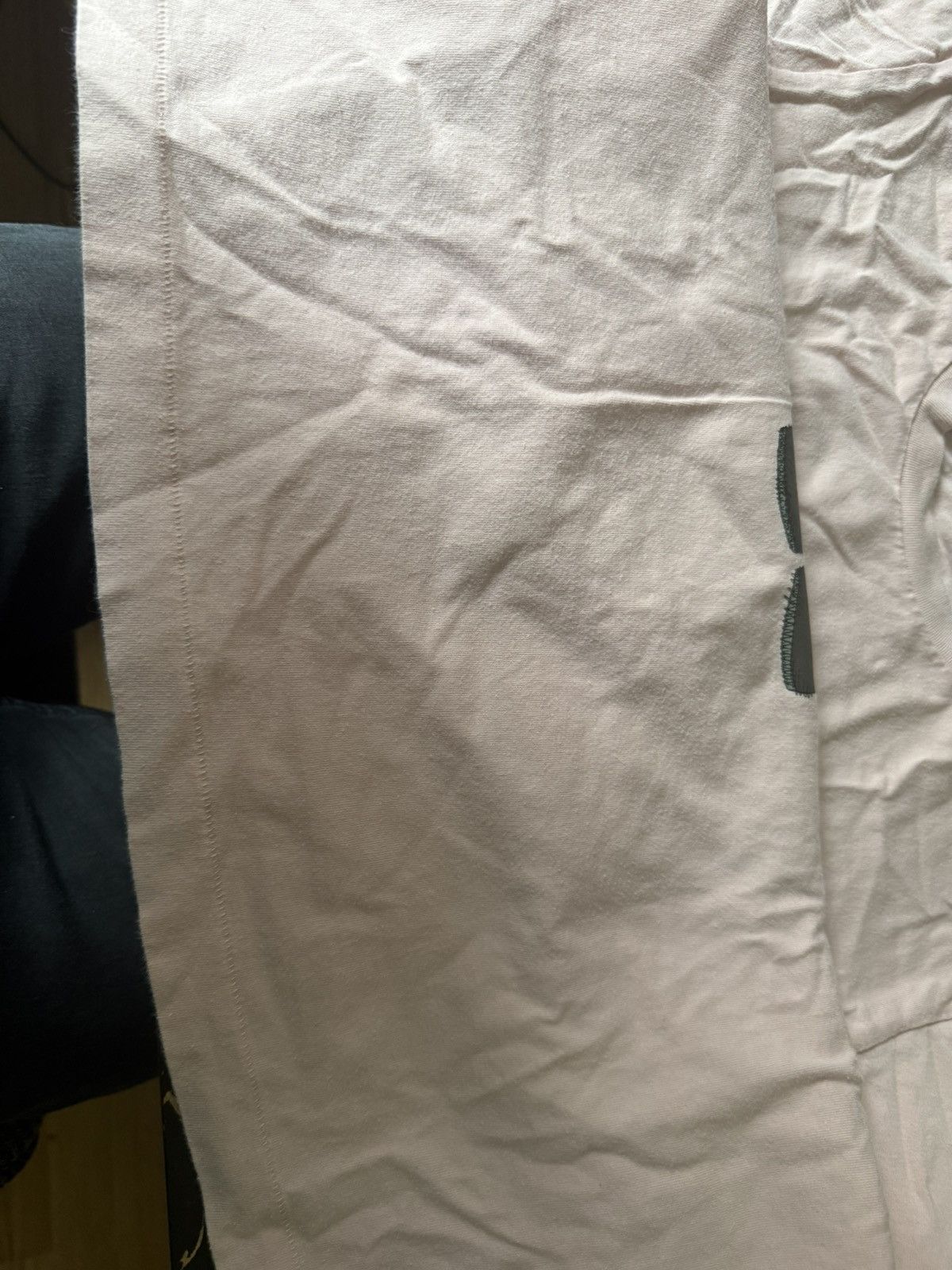 Kaws × Uniqlo Kaws uniqlo Size US M / EU 48-50 / 2 - 3 Thumbnail