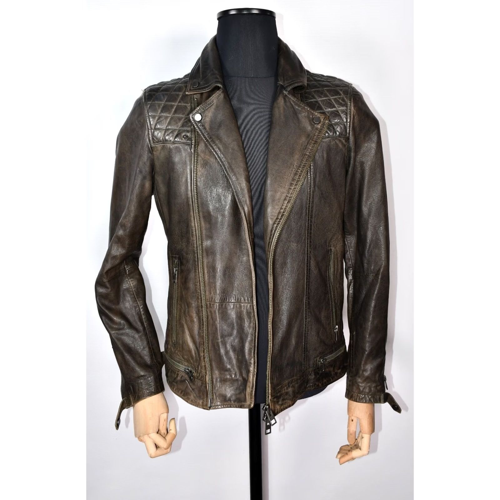 Allsaints AllSaints Conroy Leather Biker Jacket Mens S Brown Leather Jacket Casual Motorcycle Style 100% Leather 62%Viscose 36%Cotton Lining Size US S / EU 44-46 / 1 - 7 Thumbnail