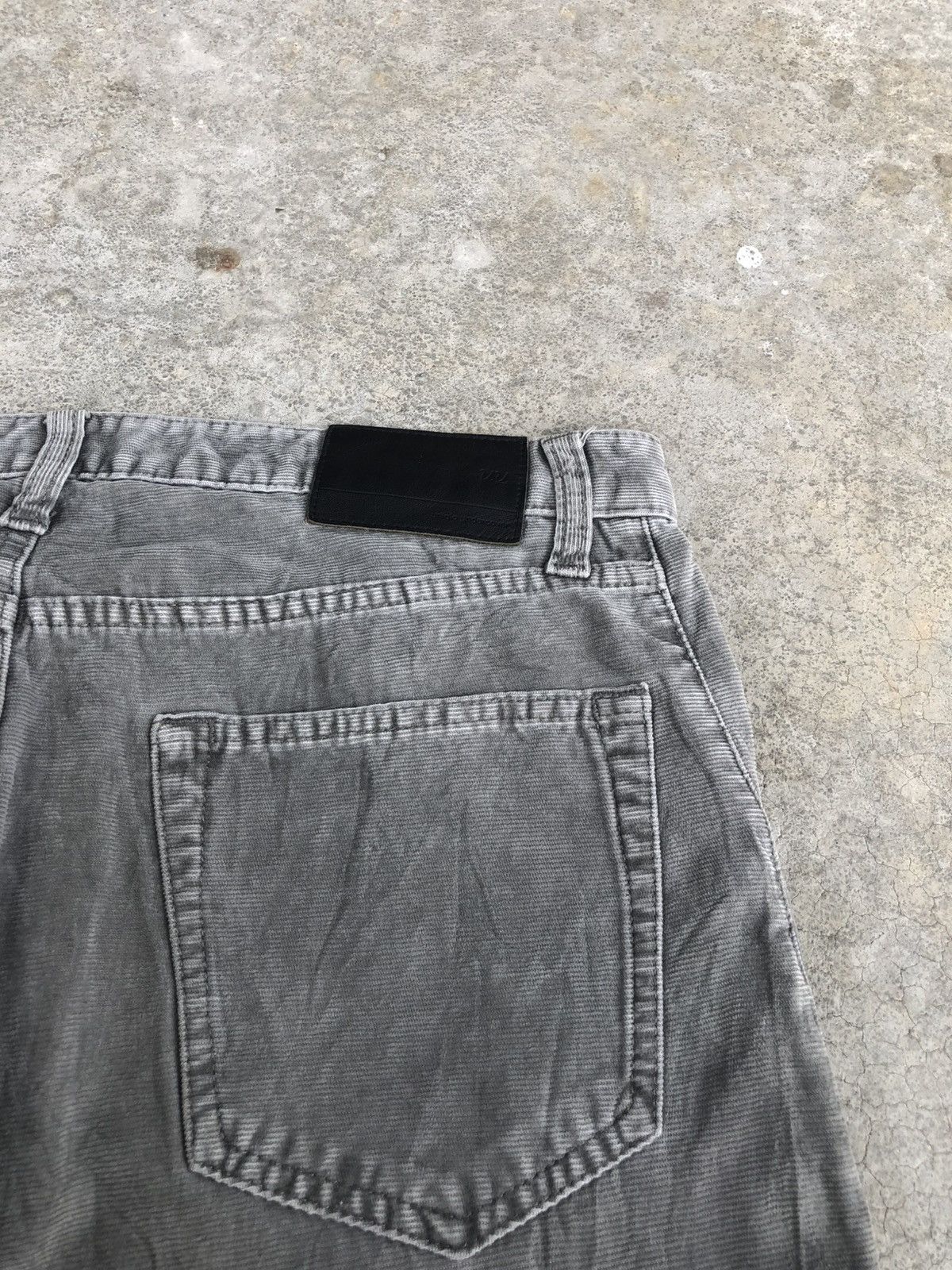 Undercover × Uniqlo Undercover x Uniqlo Distressed Jeans Skinny Jeans Size US 31 - 18 Thumbnail