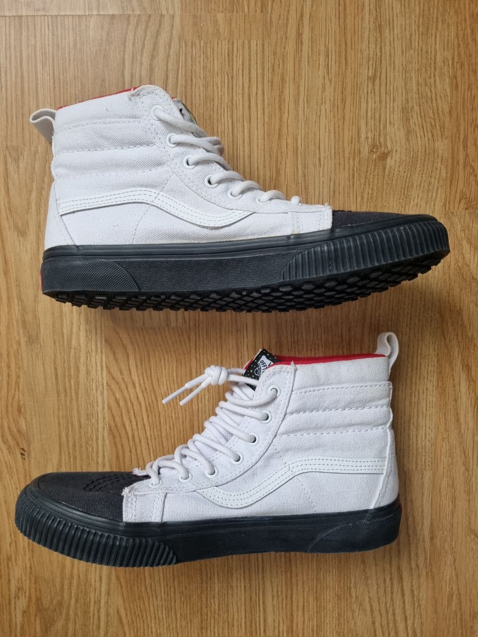 NASA × Vans Vans Sk8-Hi MTE NASA Space Voyager True White Size US 6.5 / EU 39-40 - 3 Thumbnail