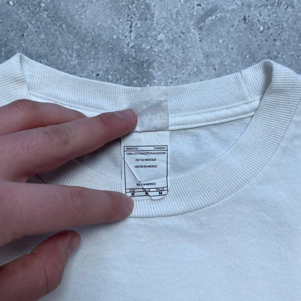 Vintage Vintage Quote Jesus Loves You, But I'm His Favorite T Shirt Size US M / EU 48-50 / 2 - 4 Thumbnail