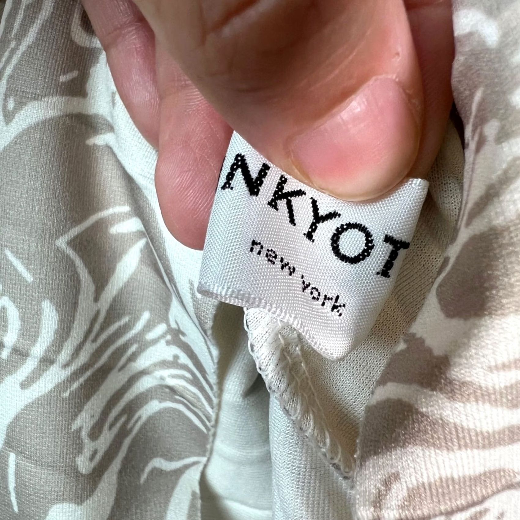 Vintage Pinkyoto Skirt XS Beige Abstract Pleated Maxi Elastic Waistband w/ Size 26" / US 2 / IT 38 - 3 Thumbnail
