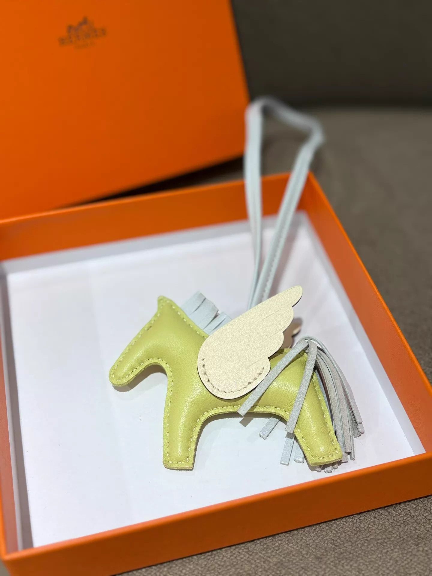Hermes Hermes Avocado Green Mini Pegasus 99 New With Box Size ONE SIZE - 2 Thumbnail