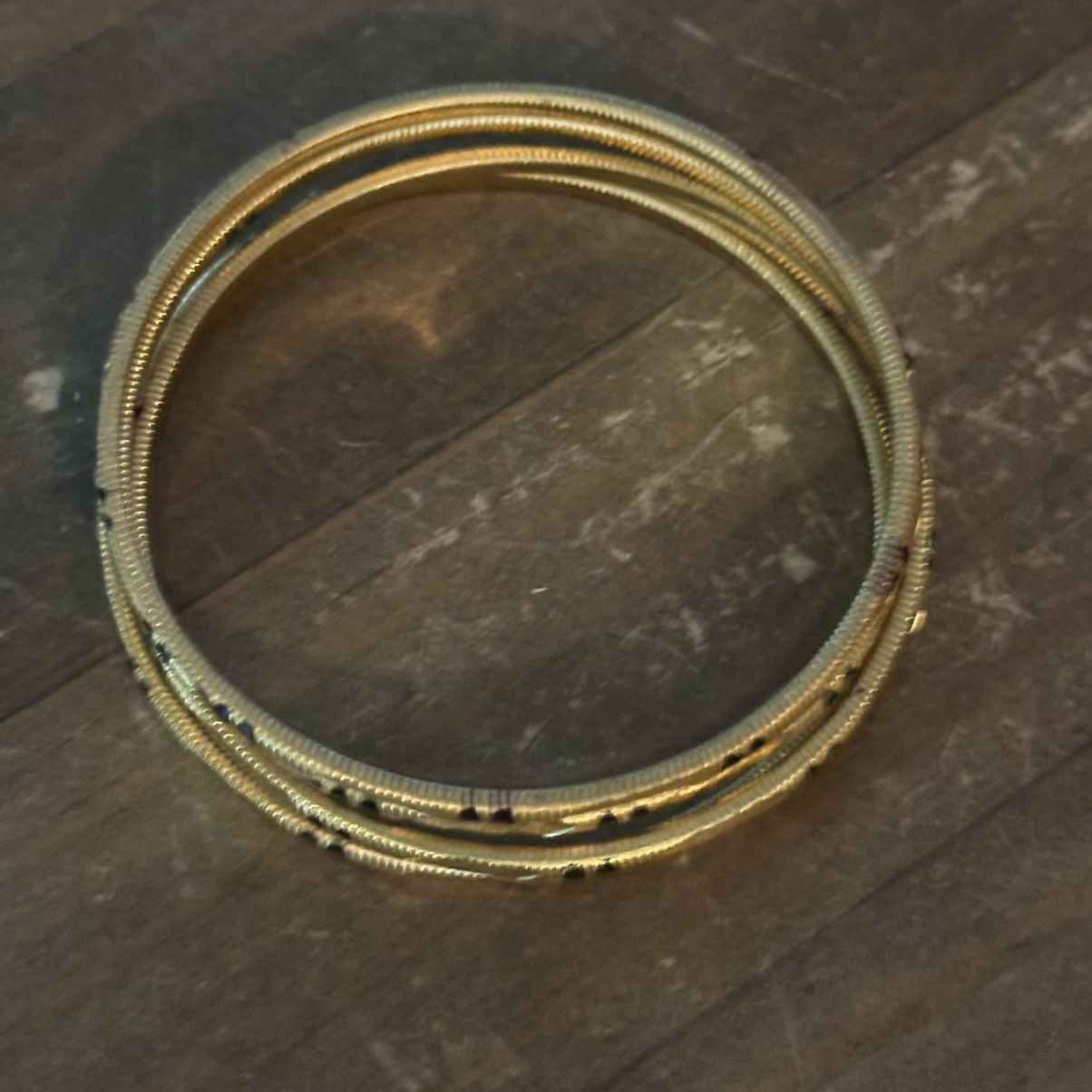 Vintage Vintage gold tone diamond cut red and green stone bangles Size ONE SIZE - 4 Thumbnail