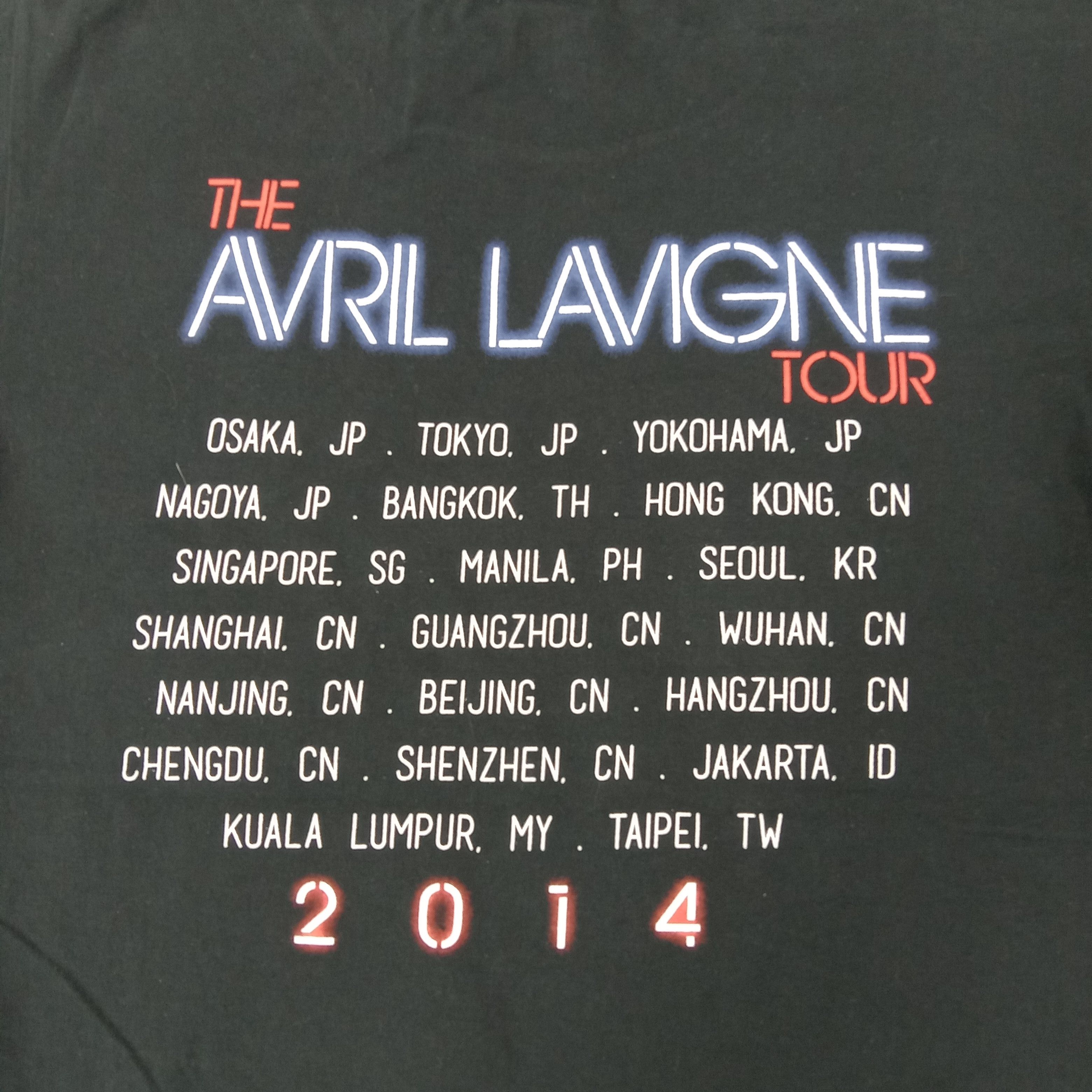 Band Tees The Avril Lavigne Solo Singer Tour 2014 Tshirt C259N18 Size US S / EU 44-46 / 1 - 6 Thumbnail