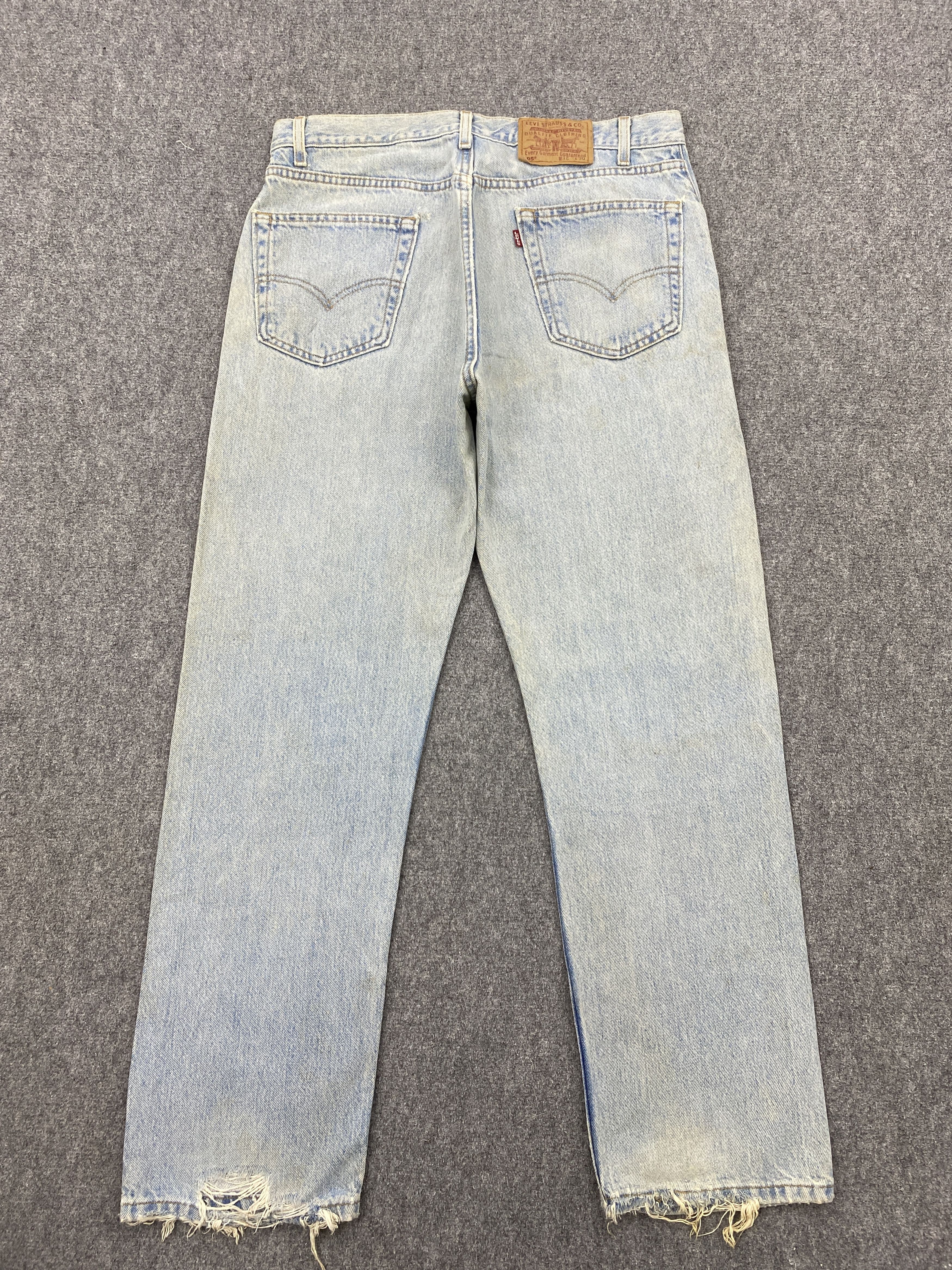 Levi's × Vintage Vintage 90s Levi's 505 Light Washed Denim Jeans Size US 35 - 3 Thumbnail