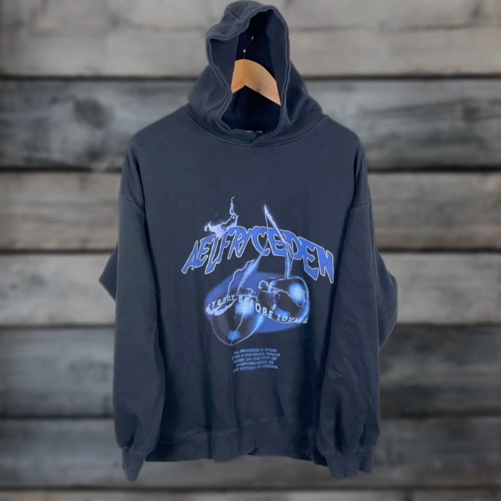 Vintage Aelfric Eden Hoodie Mens L Black Oversized Graphic Print Crew Neck Pullover Heavyweight Sweatshirt Size US L / EU 52-54 / 3 - 1 Thumbnail