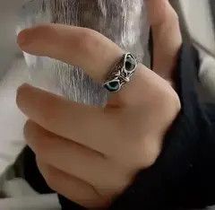 Jewelry Blue Eyed Owl Design Ring Size ONE SIZE - 6 Thumbnail